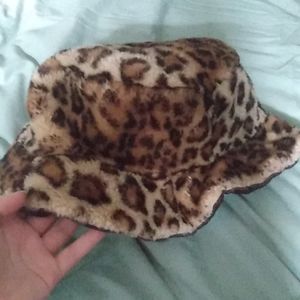 leopard bucket hat